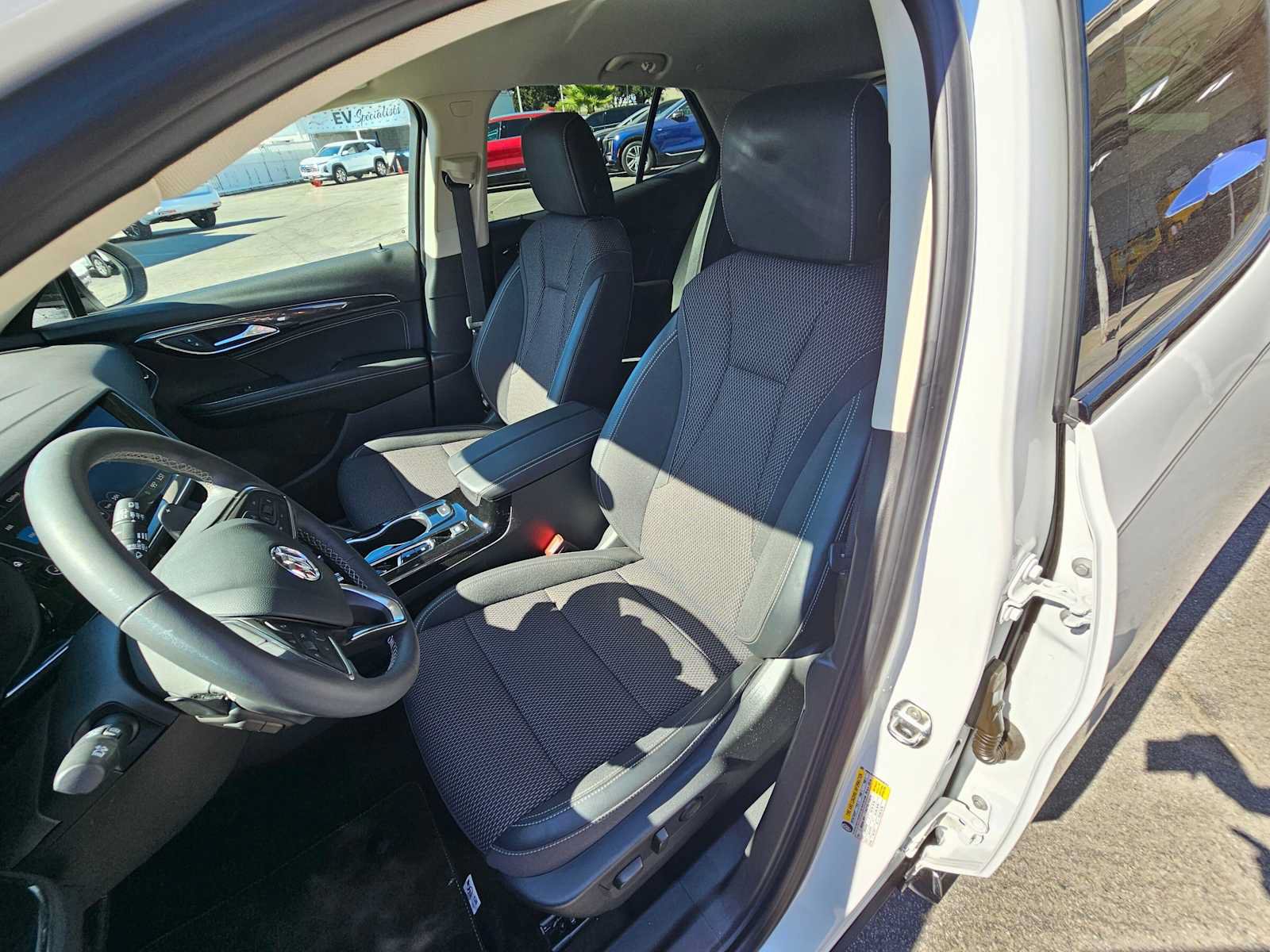 Used 2021 Buick Envision Preferred FWD image 21