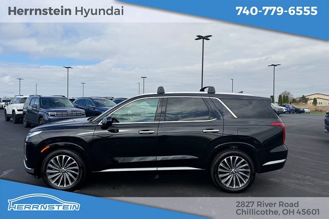 Used 2024 Hyundai Palisade Calligraphy image 4