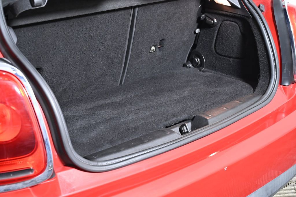 Used 2015 MINI Cooper 2-Door Hardtop FWD image 29