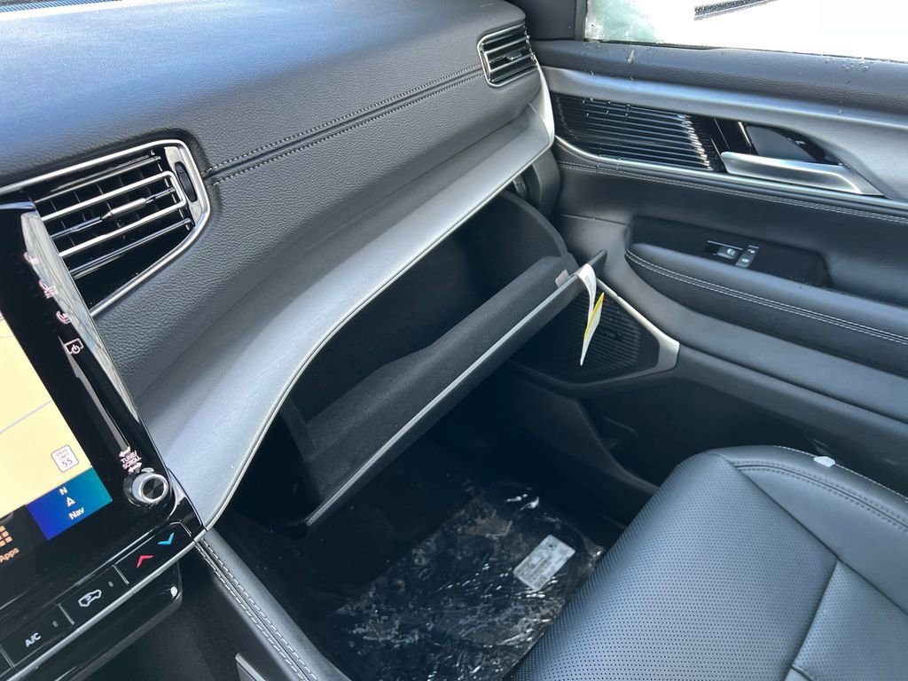 New 2026 Jeep Grand Wagoneer 4WD w/ HD Trailer Tow Package image 55