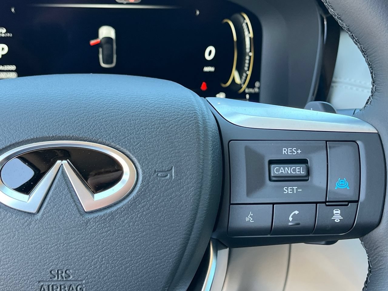 New 2027 INFINITI QX60 Luxe w/ Cargo Package FWD image 20