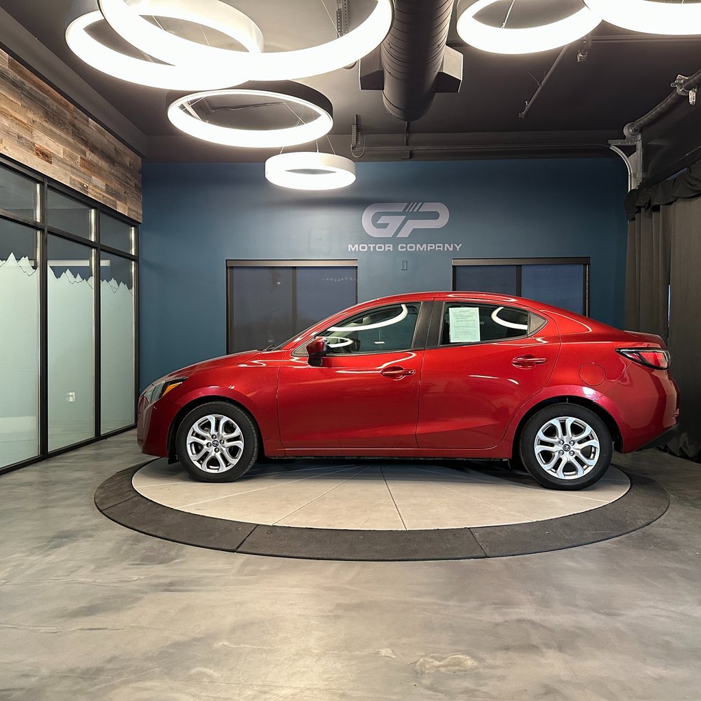 Used 2017 Toyota Yaris iA image 6