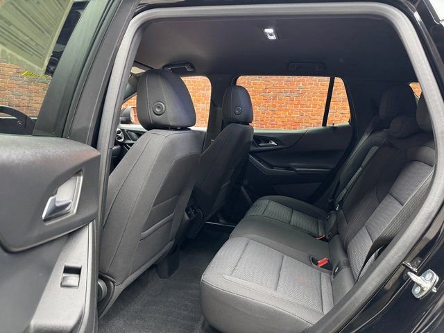 Used 2025 Chevrolet Equinox LT w/ Safety and Technology Package image 22