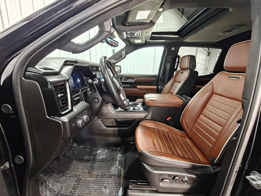 Used 2025 GMC Sierra 1500 Denali Ultimate AWD/4WD image 42