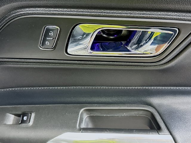 Used 2017 Ford Mustang Premium RWD image 24