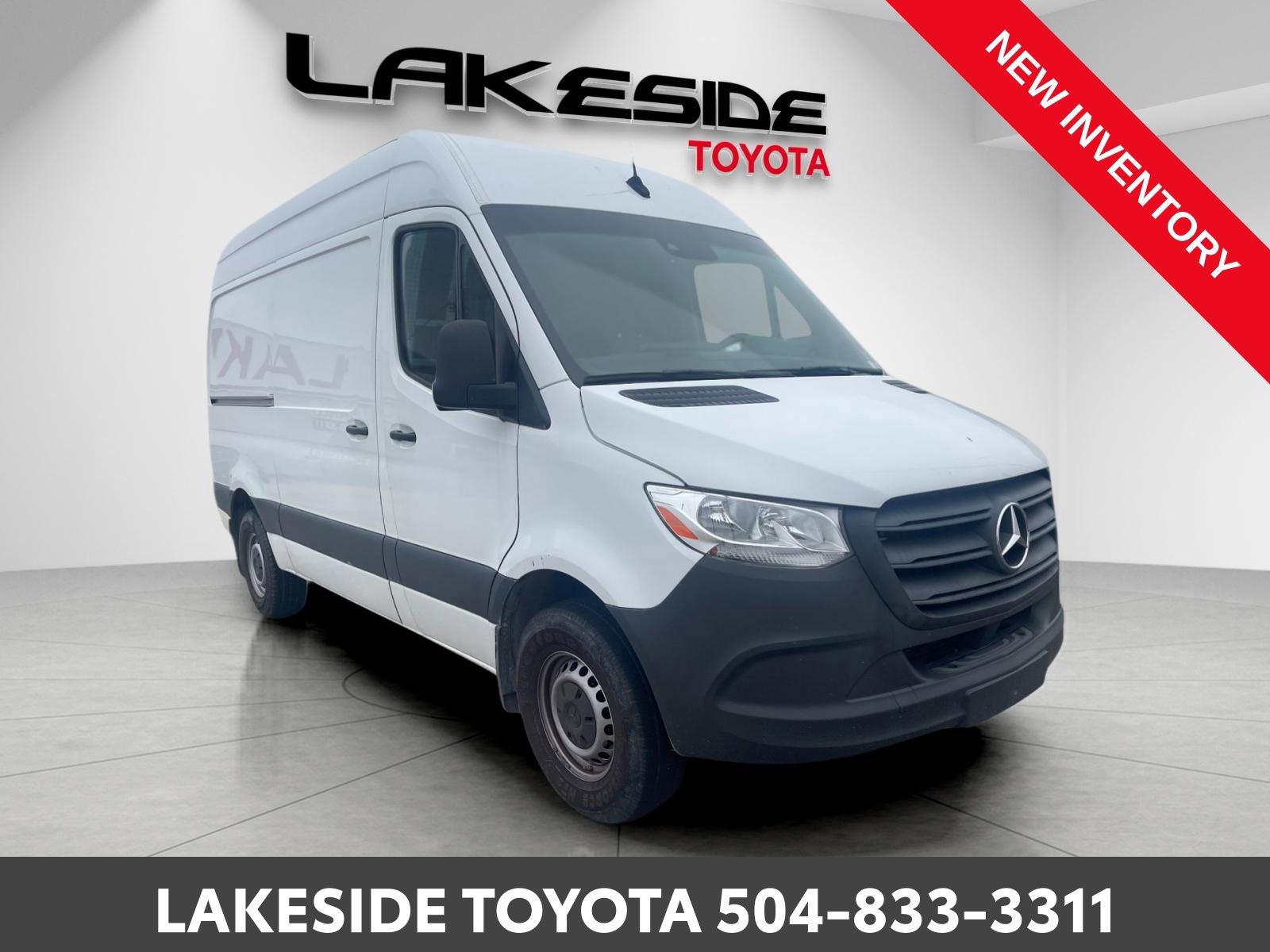 Used 2023 Mercedes-Benz Sprinter 144 Cargo w/ Acoustic Package image 8