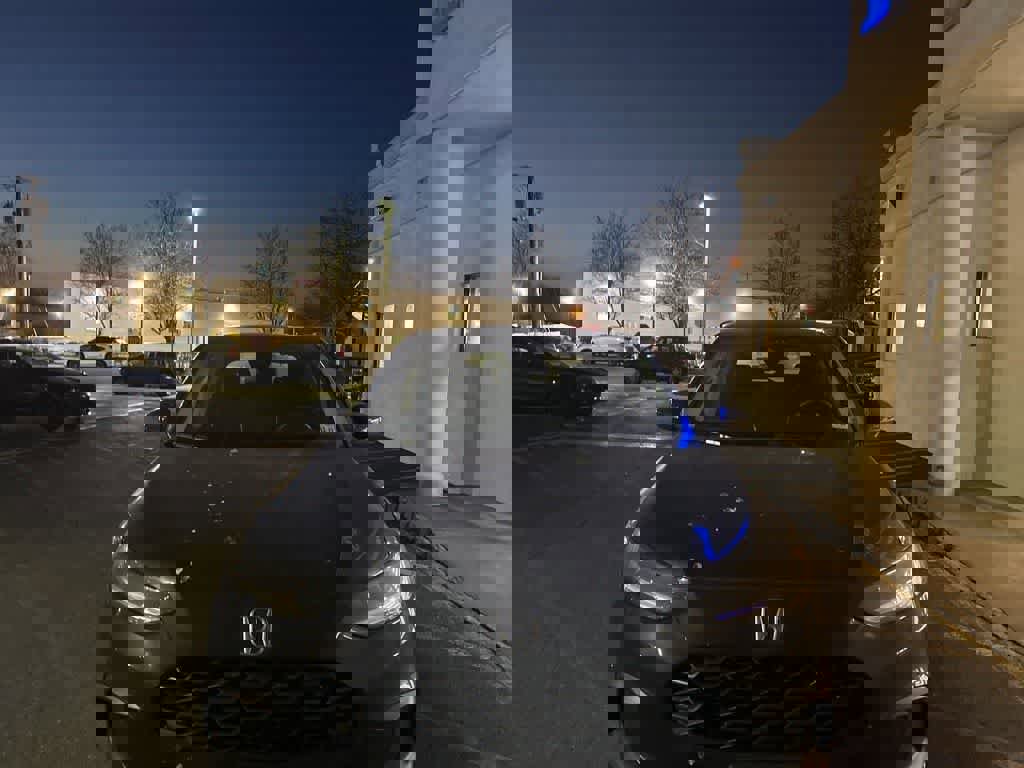 Used 2023 Honda HR-V LX image 4