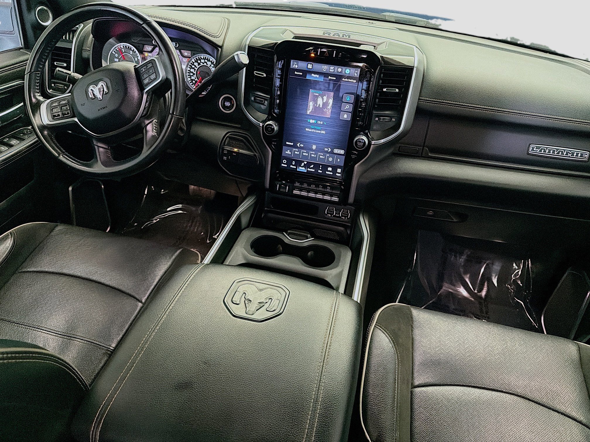 Used 2022 RAM 3500 Laramie image 12