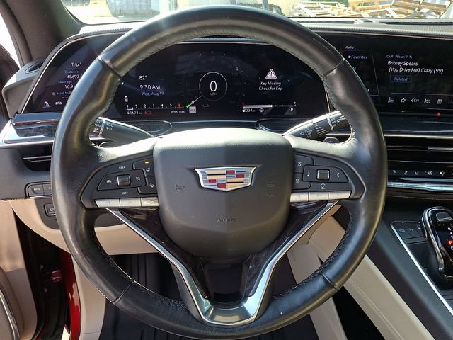 Used 2022 Cadillac Escalade ESV Premium Luxury AWD/4WD image 16