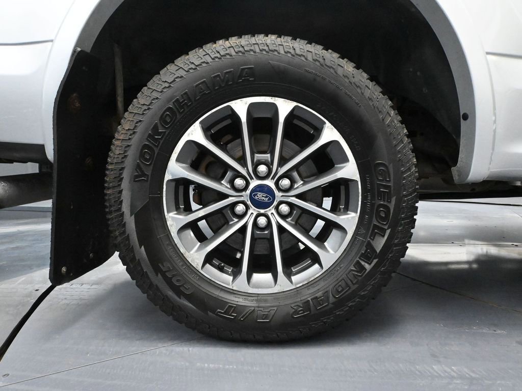 Used 2018 Ford F150 Lariat w/ Equipment Group 502A Luxury image 17