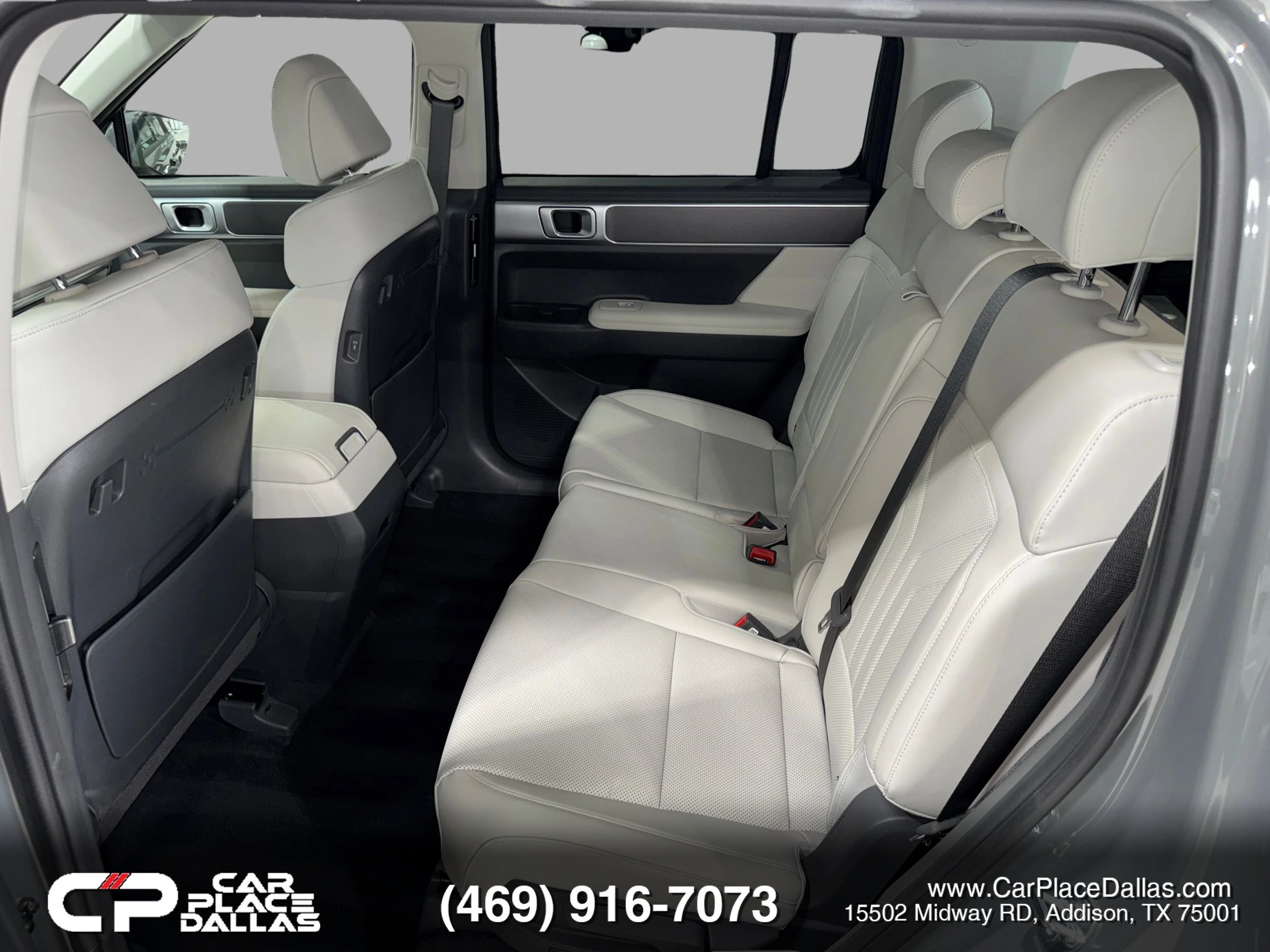 Used 2026 Hyundai Santa Fe SEL FWD image 19