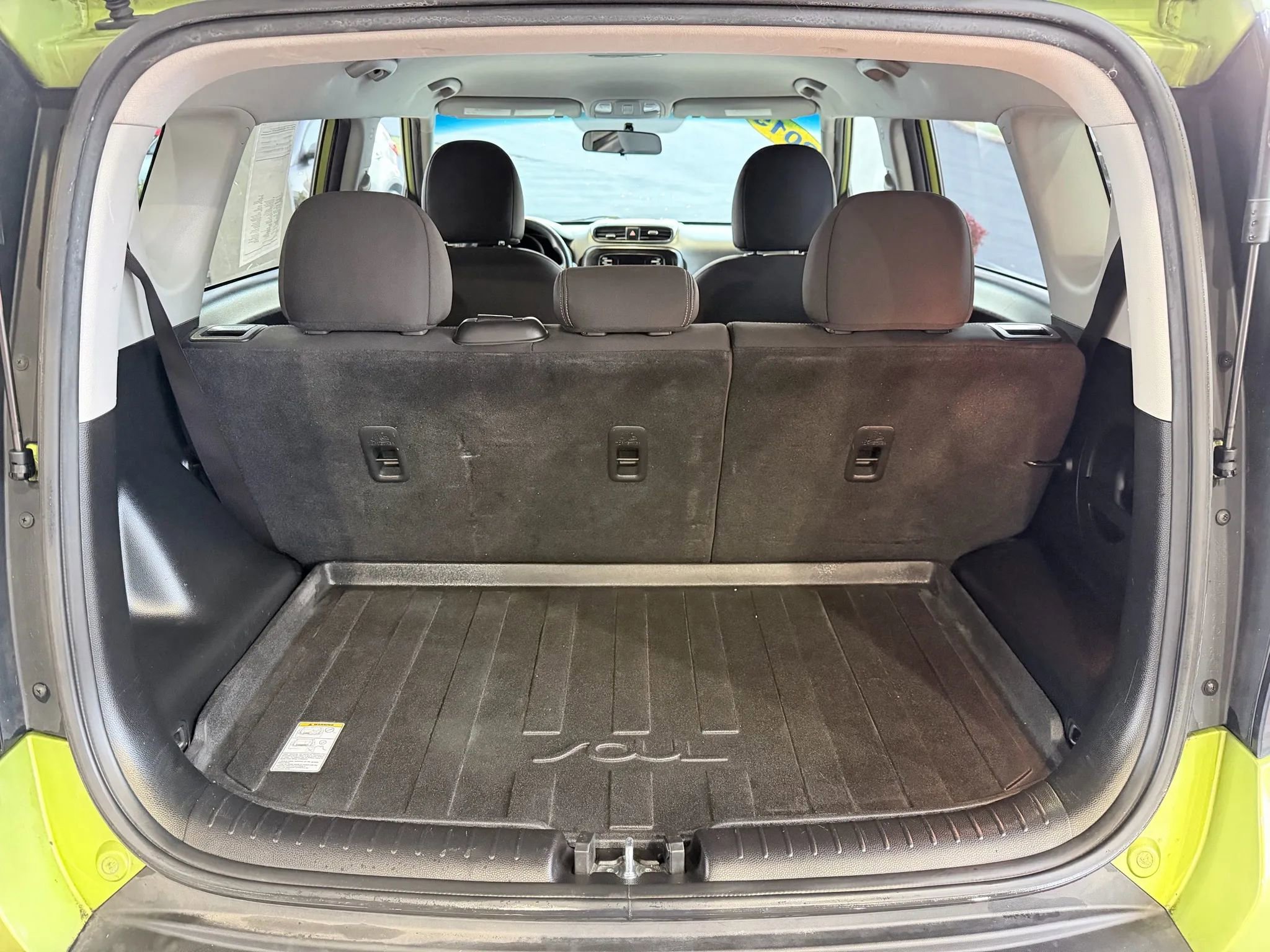 Used 2015 Kia Soul EV image 9
