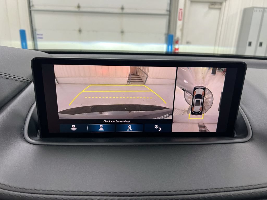 Used 2023 Acura MDX SH-AWD w/ Advance Package image 16