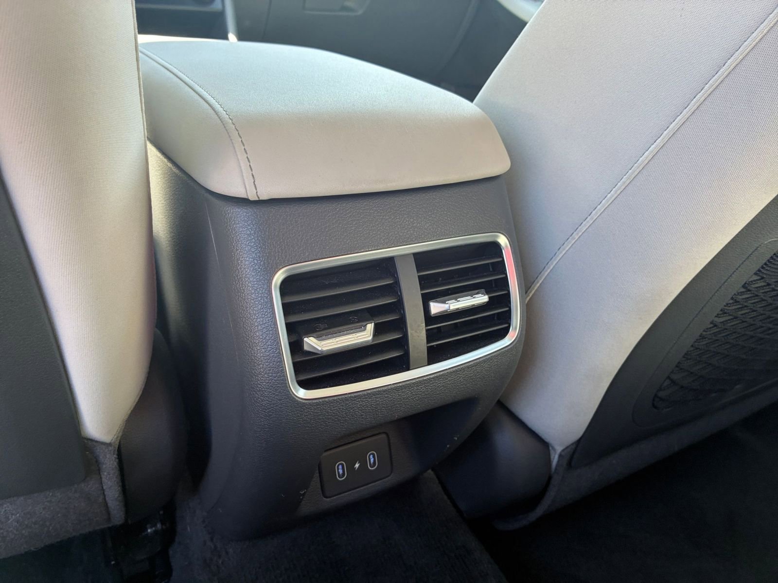 Used 2025 Hyundai Sonata SEL FWD image 23