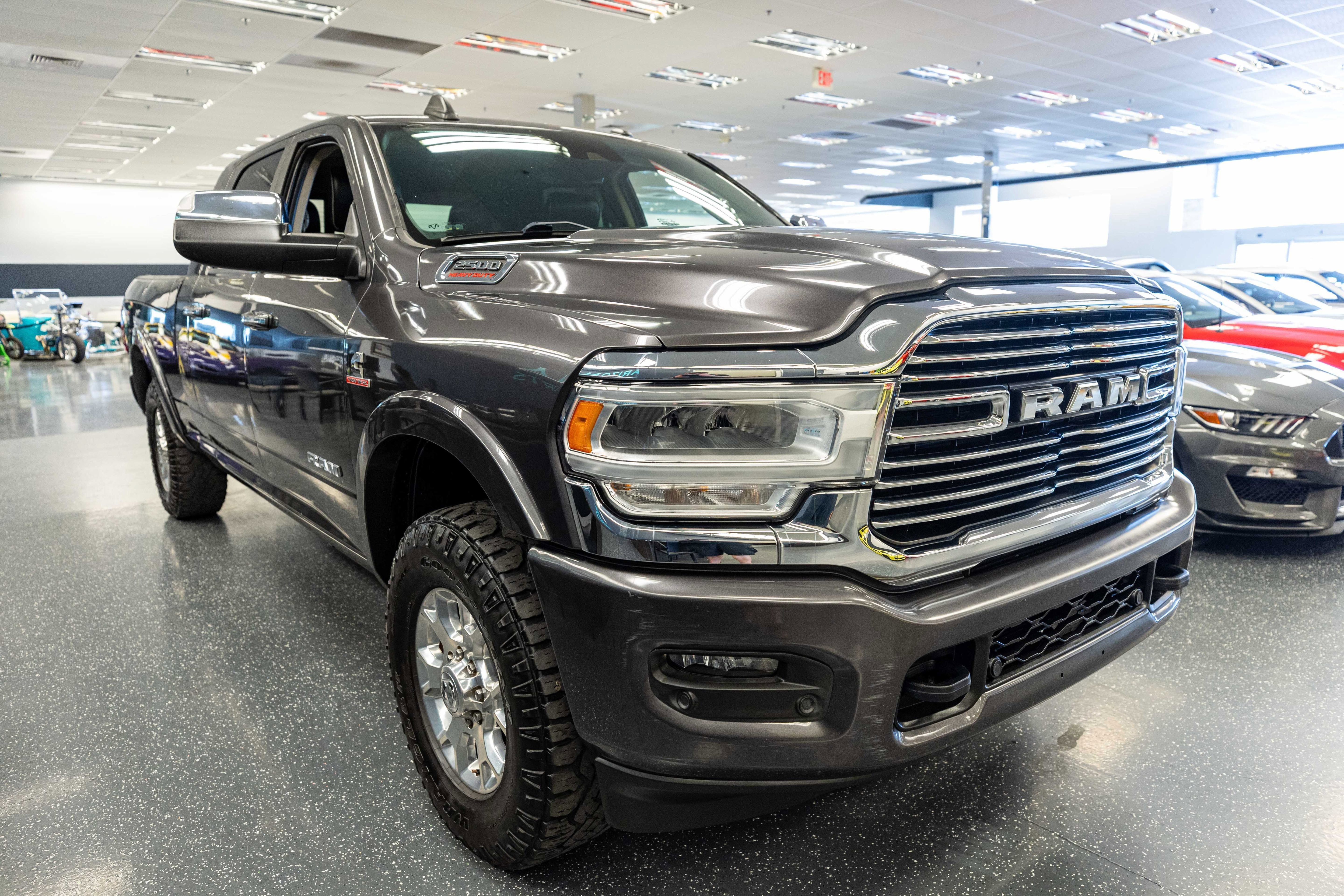 Used 2020 RAM 2500 Laramie AWD/4WD image 3