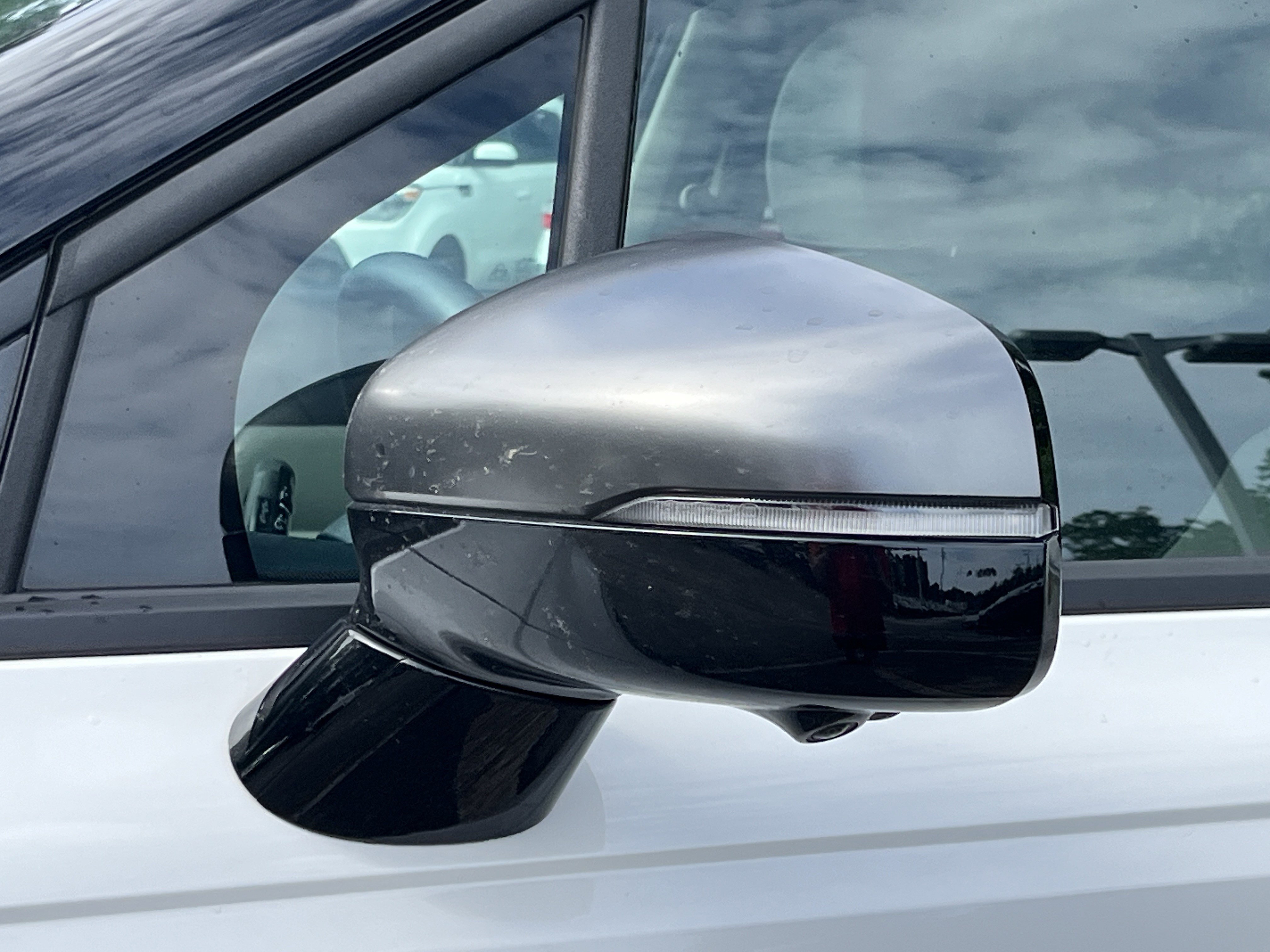 Used 2025 Kia Carnival SX Prestige FWD image 35