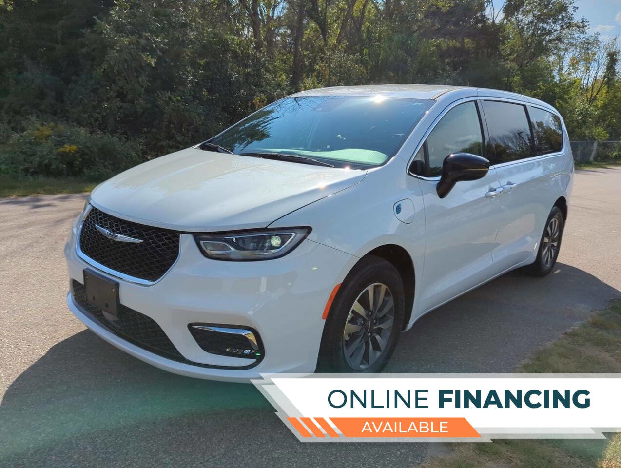 Used 2024 Chrysler Pacifica Limited
