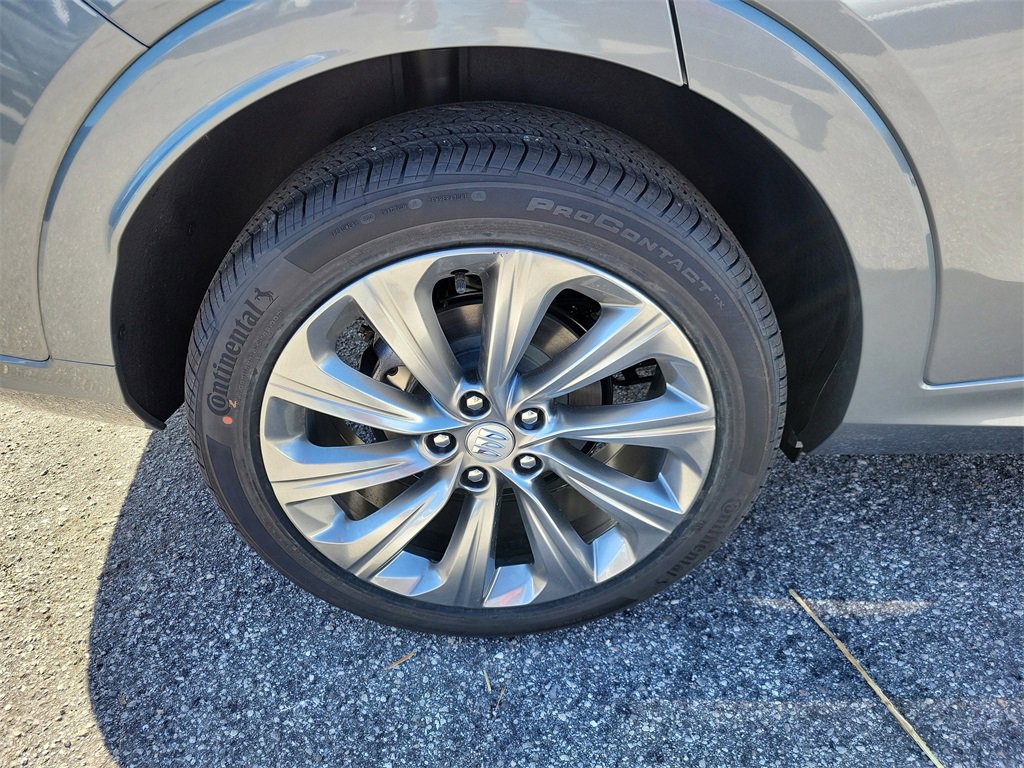 New 2026 Buick Envista Avenir image 5