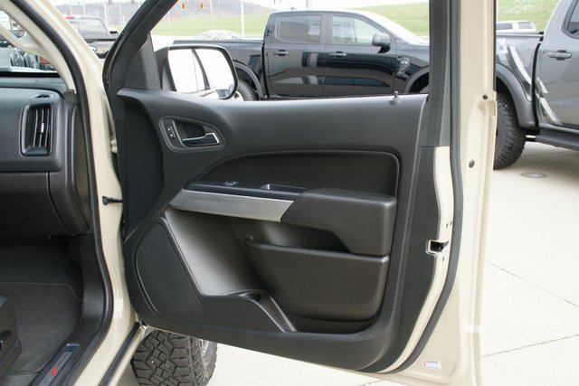 Used 2022 Chevrolet Colorado ZR2 image 34