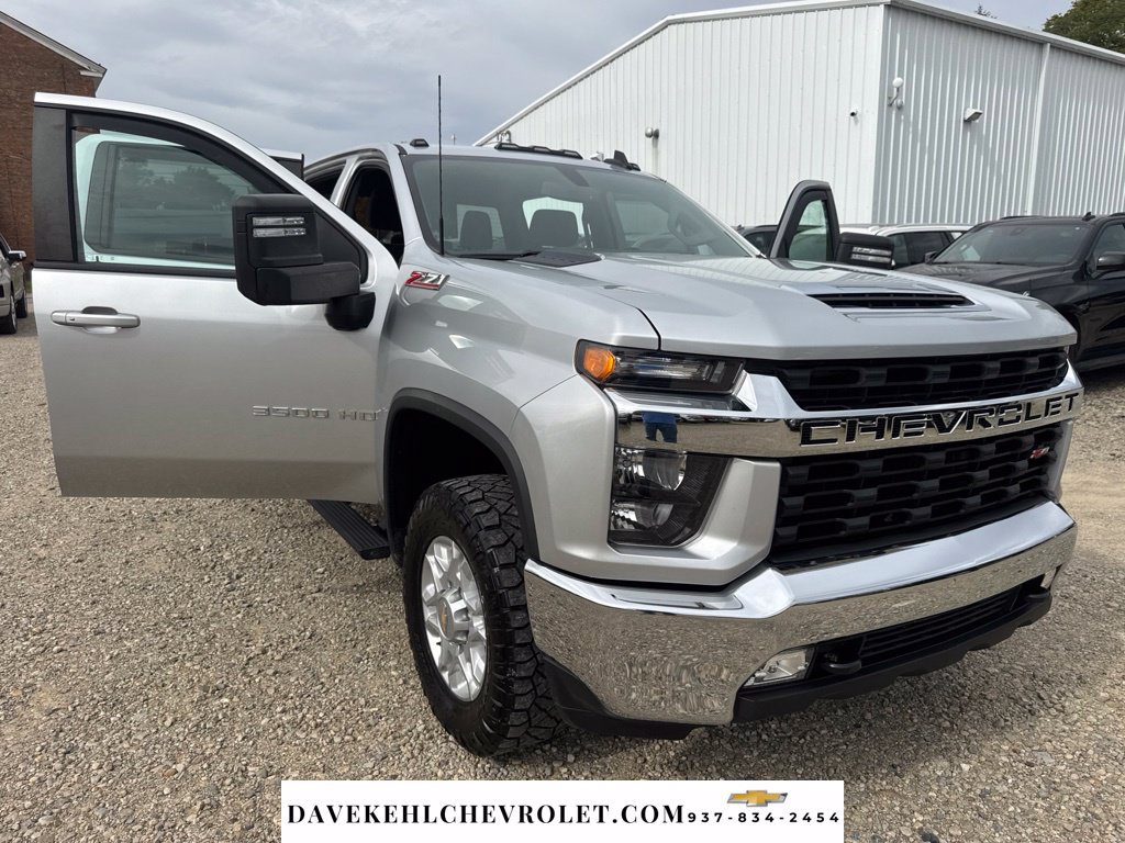 Used 2022 Chevrolet Silverado 3500 LT w/ Convenience Package AWD/4WD image 21