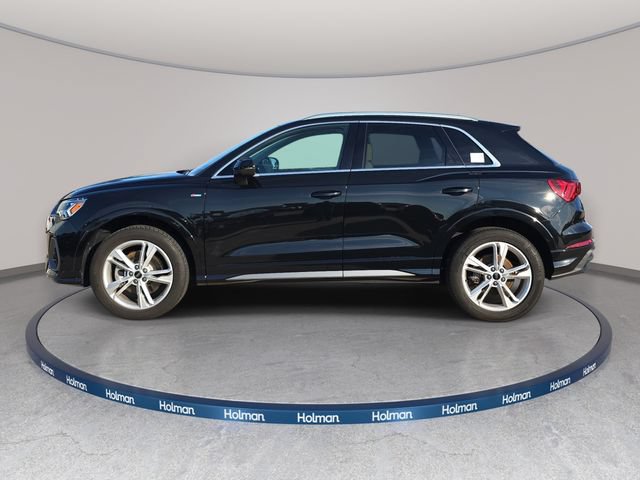 Used 2023 Audi Q3 2.0T Premium Plus w/ Premium Plus Package AWD/4WD image 9