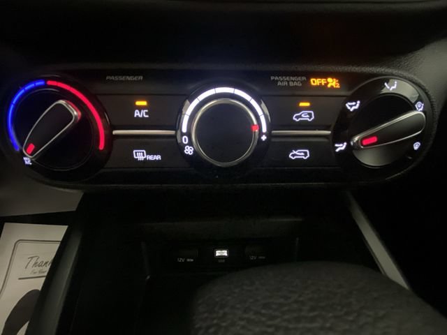 Used 2023 Kia Soul LX w/ Option Group 015 FWD image 18