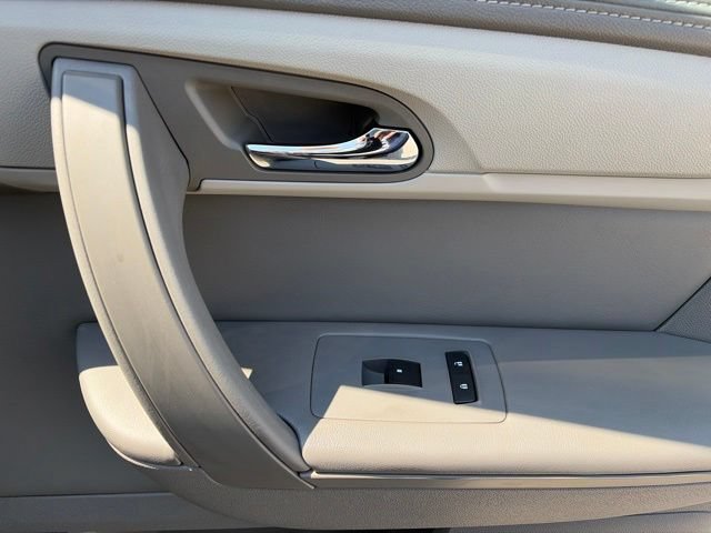 Used 2015 Chevrolet Traverse LT AWD/4WD image 37