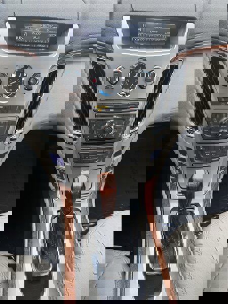 Used 2010 Cadillac CTS Luxury image 13