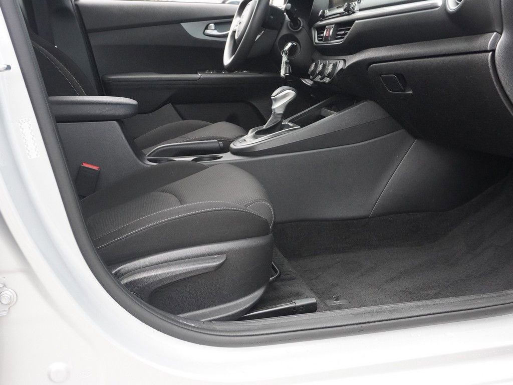Used 2021 Kia Forte LXS image 21