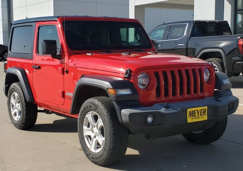 Used 2019 Jeep Wrangler Sport S image 2