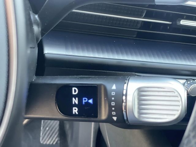 Used 2023 Hyundai Ioniq 6 SE image 18