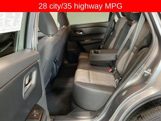 Used 2025 Nissan Rogue SV AWD/4WD image 18