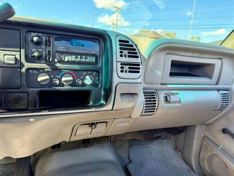 Used 2000 Chevrolet Silverado 2500 2WD Regular Cab image 20