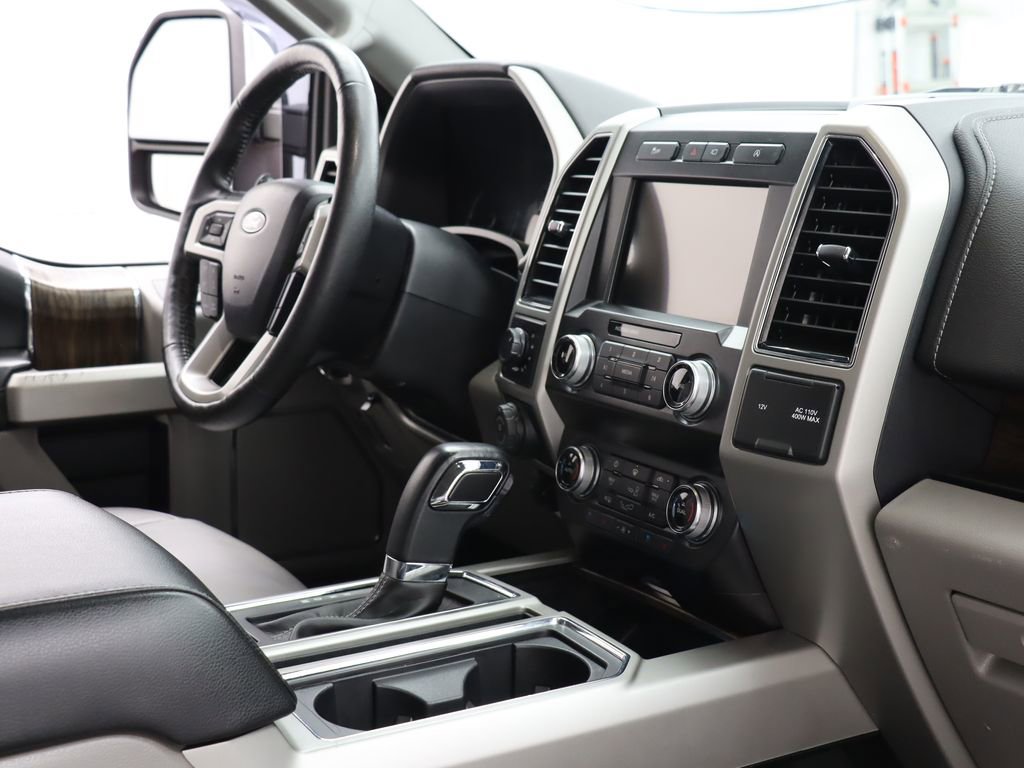 Used 2020 Ford F150 Lariat w/ Equipment Group 502A Luxury AWD/4WD image 33