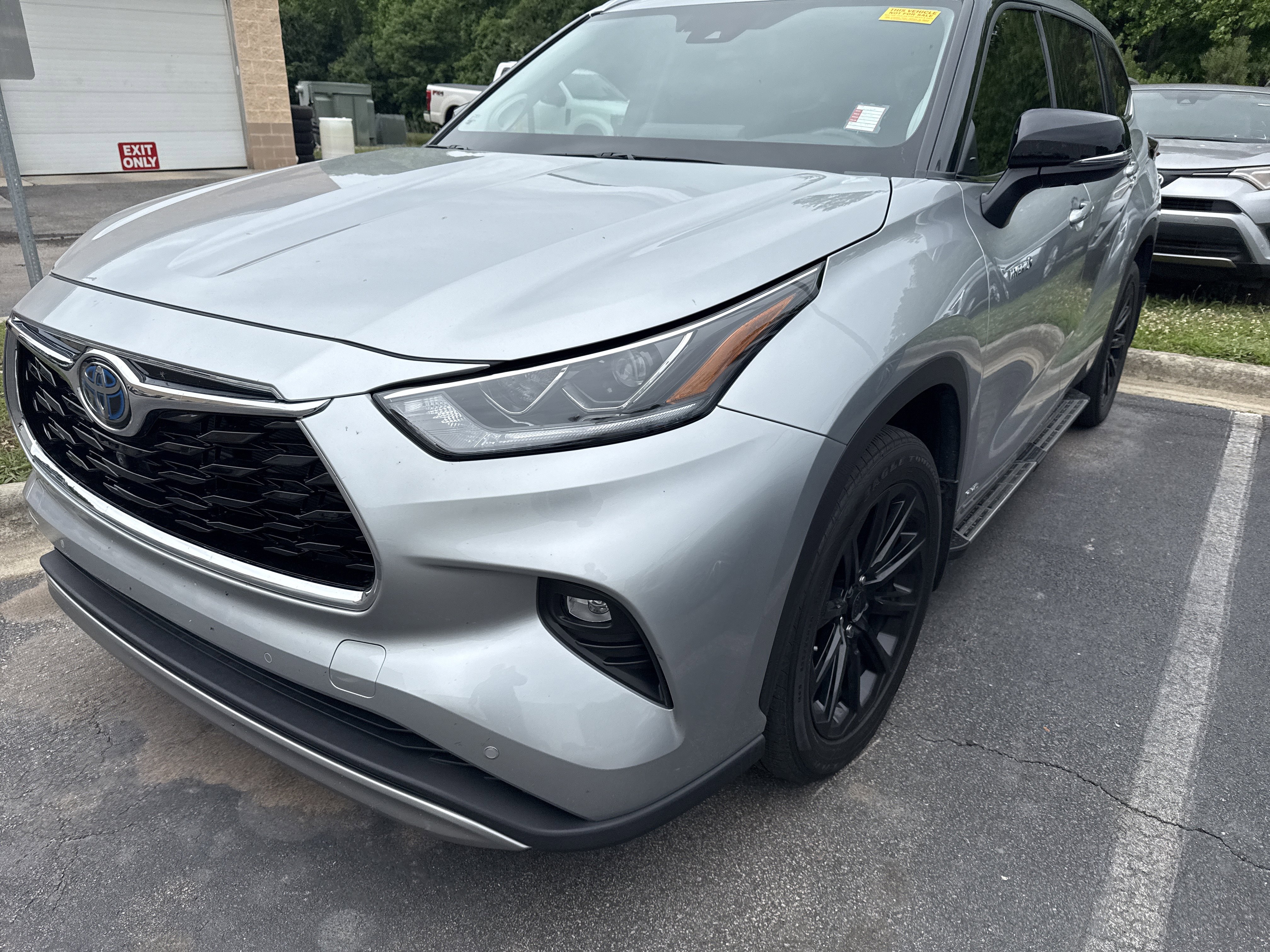 Used 2021 Toyota Highlander Platinum AWD/4WD image 5