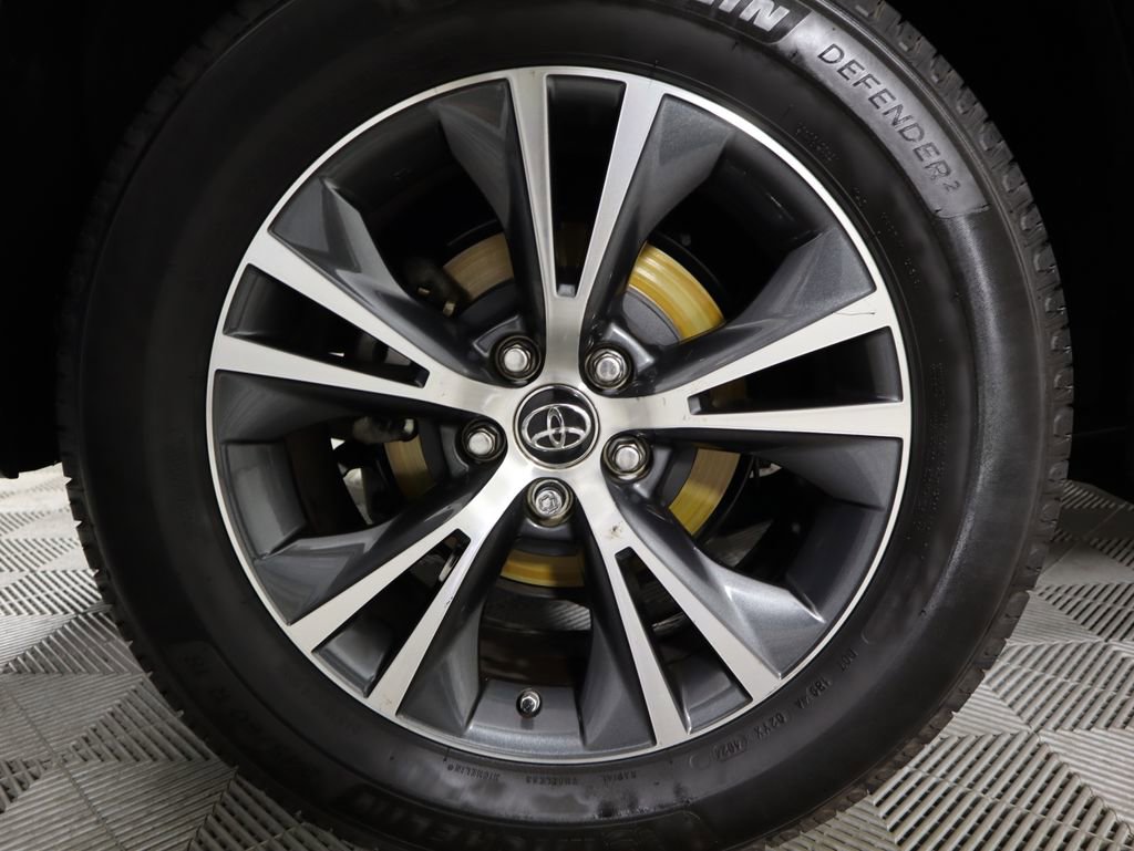 Used 2016 Toyota Highlander XLE image 34