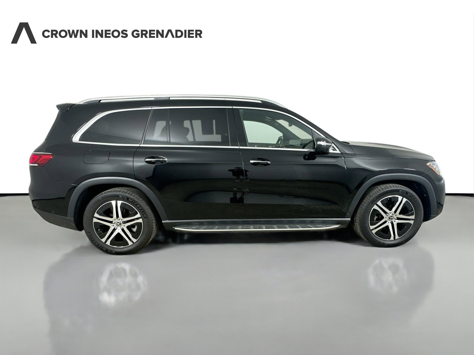 Used 2022 Mercedes-Benz GLS 450 4MATIC image 4