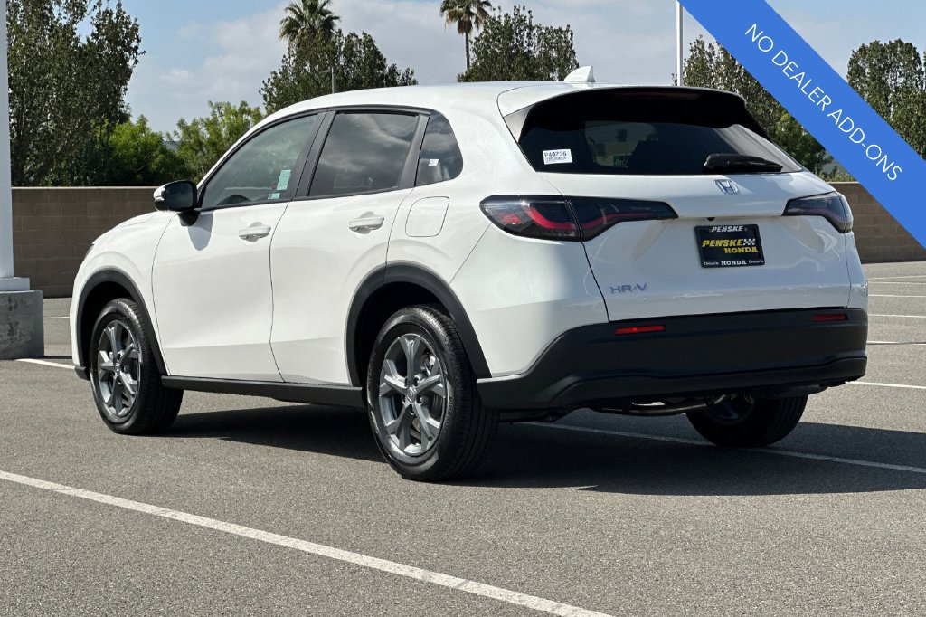 Certified 2026 Honda HR-V LX image 6