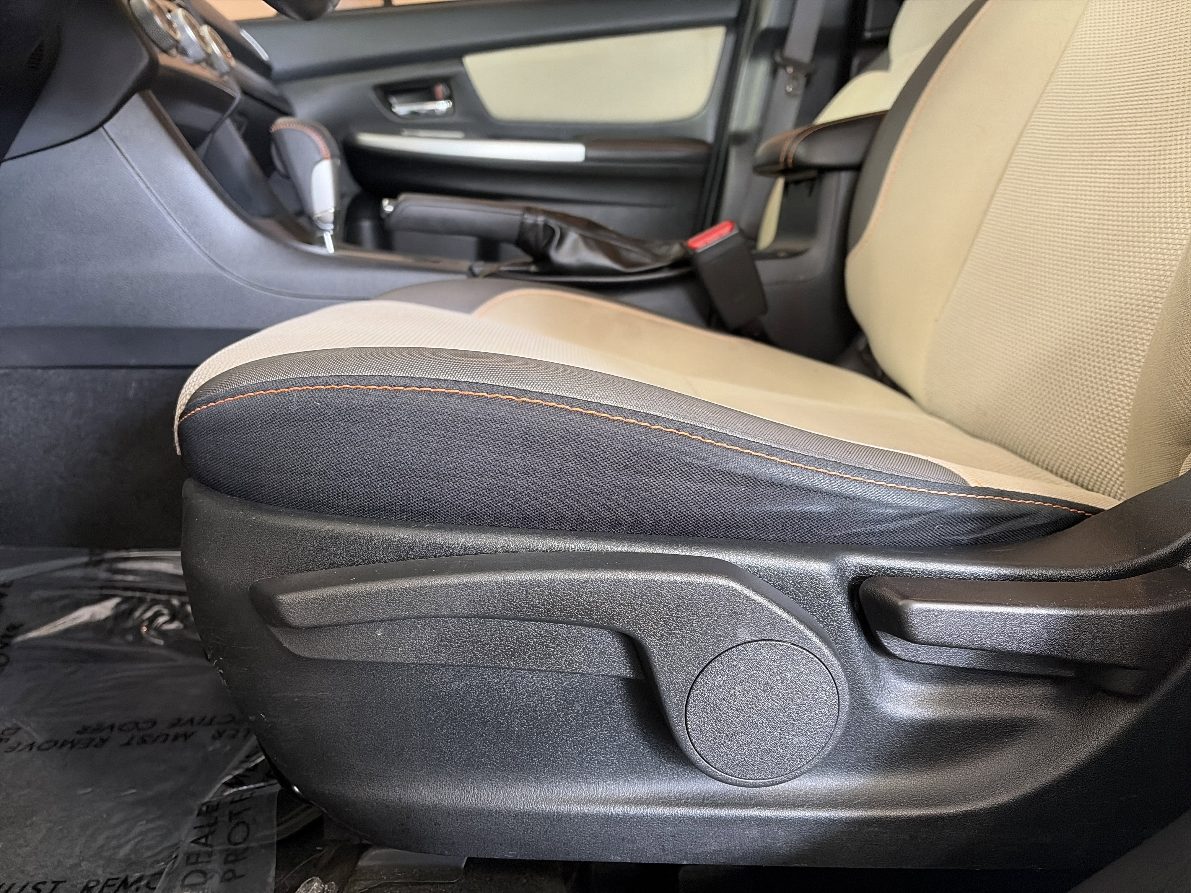 Used 2016 Subaru Crosstrek 2.0i Premium w/ Moonroof Package image 15