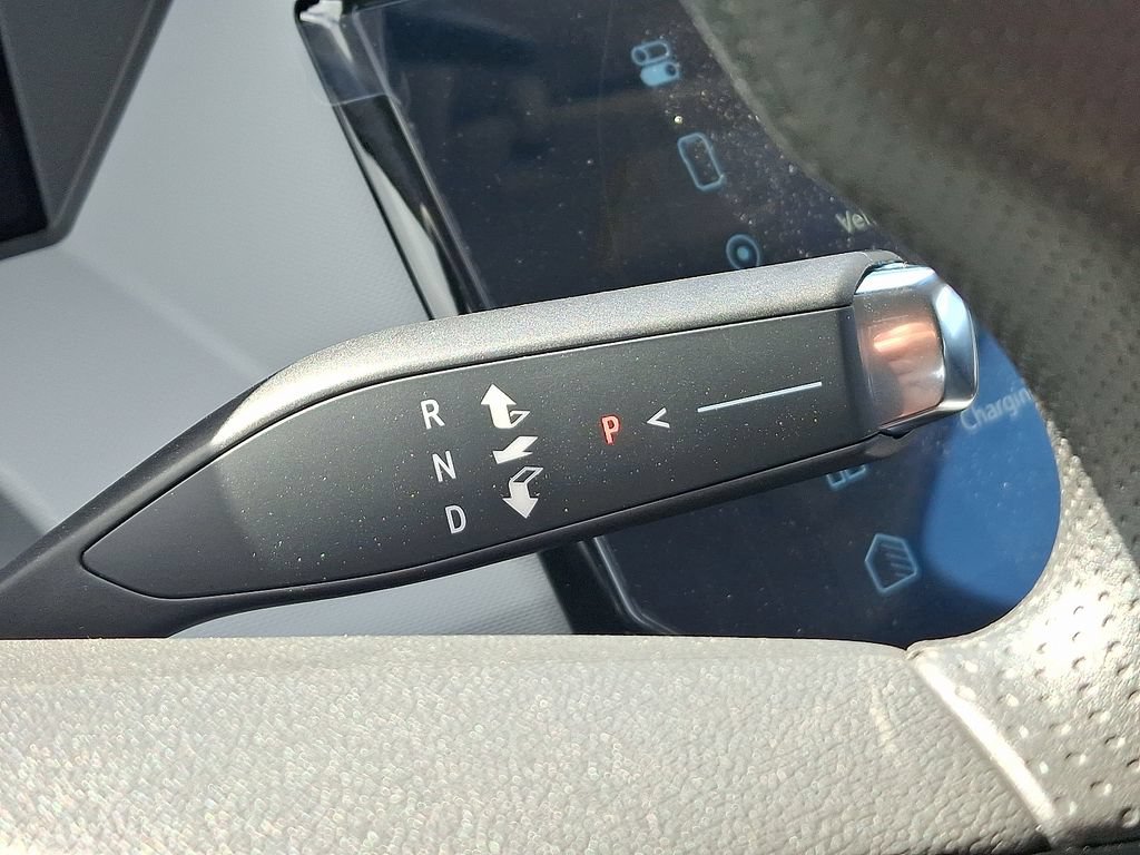 New 2027 Chevrolet Bolt LT FWD image 7