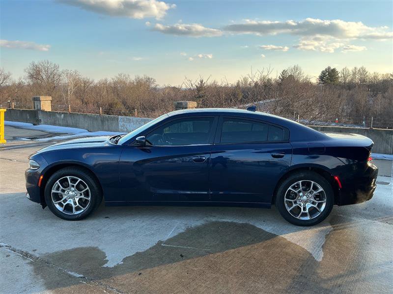Used 2016 Dodge Charger SXT w/ AWD Premium Group image 3