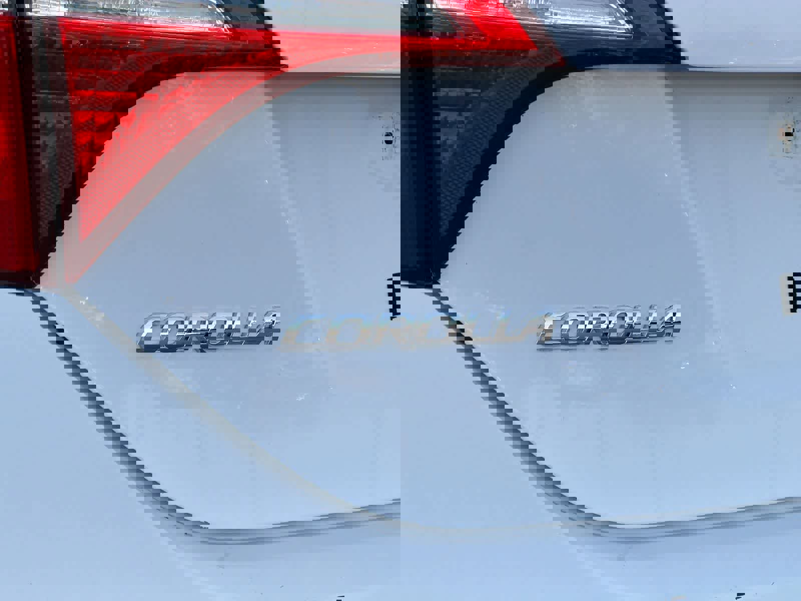 Used 2015 Toyota Corolla S Premium FWD image 13