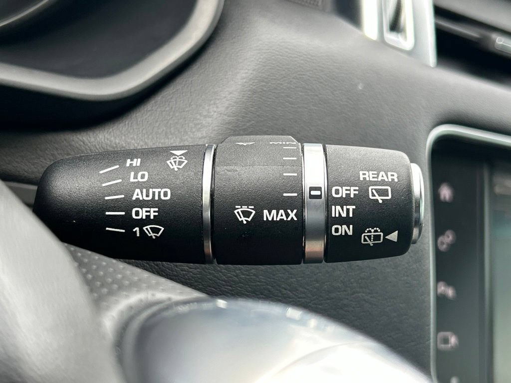 Used 2016 Land Rover Range Rover Sport SE AWD/4WD image 30