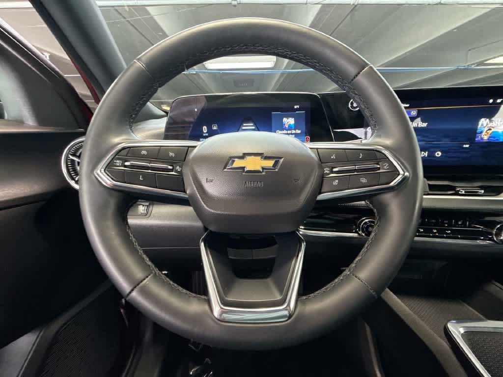 Used 2025 Chevrolet Equinox LT FWD image 15