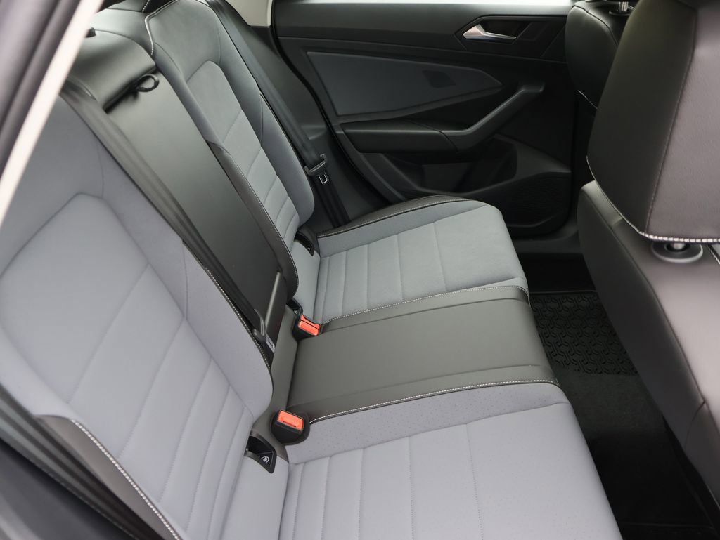 New 2026 Volkswagen Jetta SE image 15