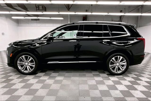 Used 2023 Cadillac XT6 Premium Luxury image 14