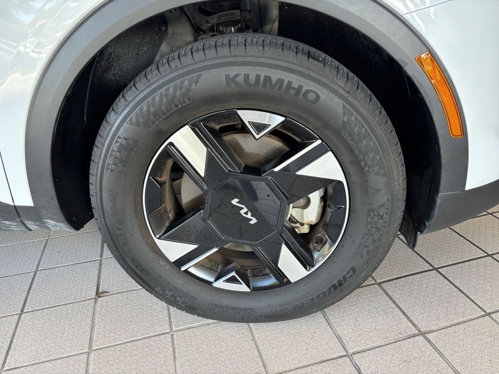 Used 2026 Kia Sportage LX FWD image 24