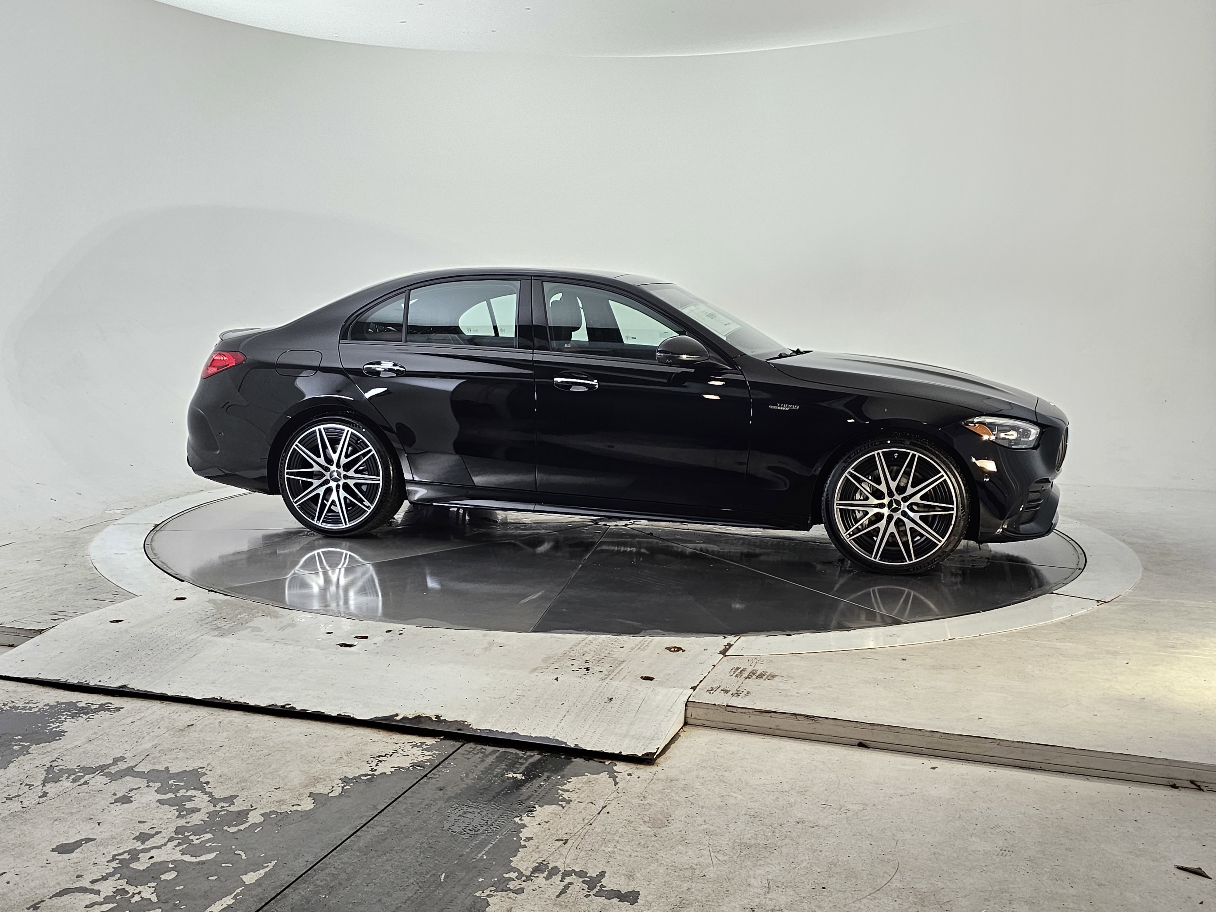 New 2026 Mercedes-Benz C 43 AMG 4MATIC Sedan image 3