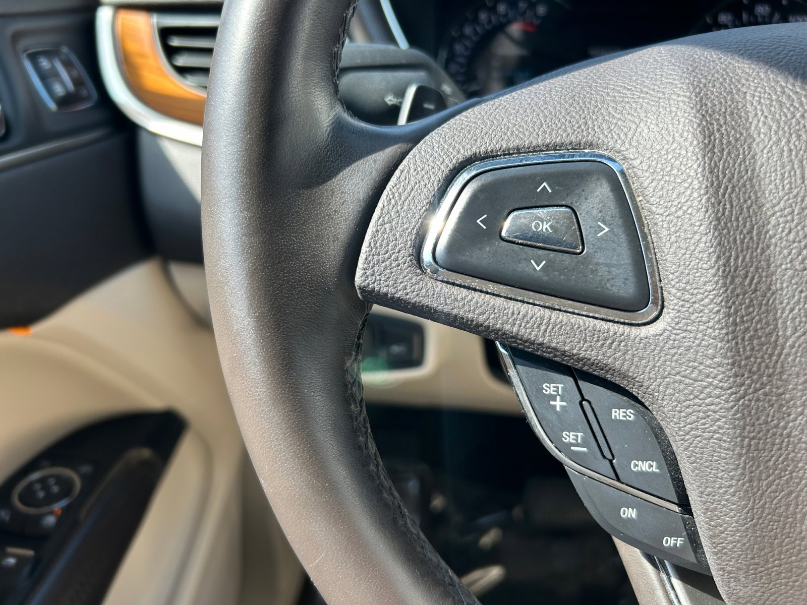 Used 2019 Lincoln MKC Select w/ Select Plus Package image 7