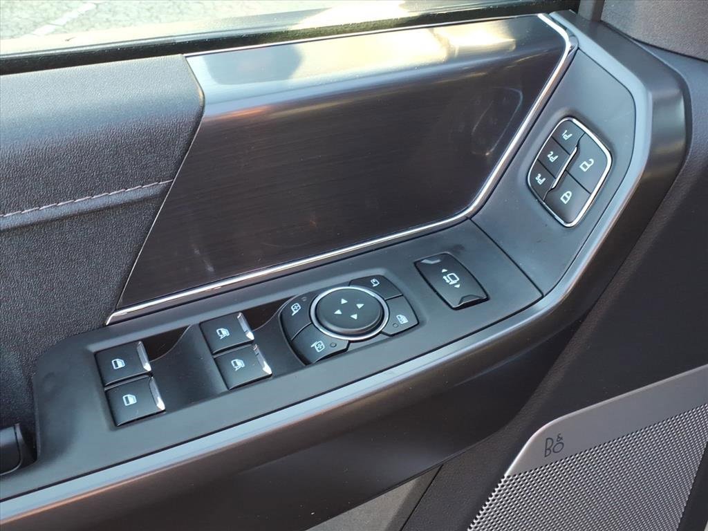 New 2025 Ford F150 Lariat image 12